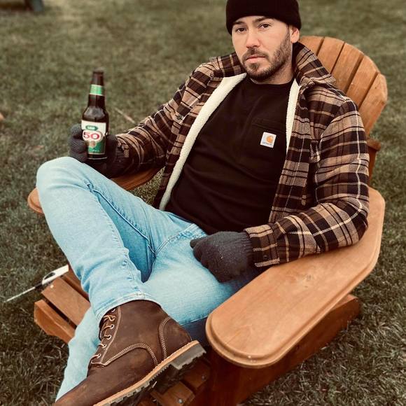 Nicolas Lamoureux - Poshmark Profile Picture of Nicolas Lamoureux (@niclove8) on Poshmark