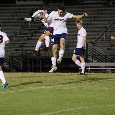 Profile Picture of Ben (@benstoller22) on Twitter