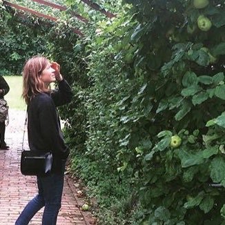 Profile Picture of Catherine Bate (@cbesty) on Twitter