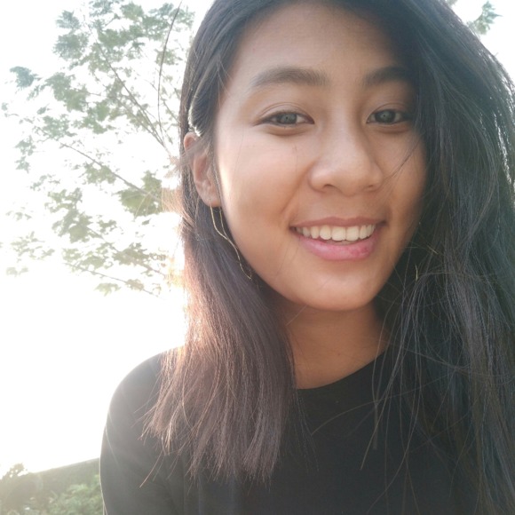 Profile Picture of Sinou Thangal (@sinoufinou) on Poshmark