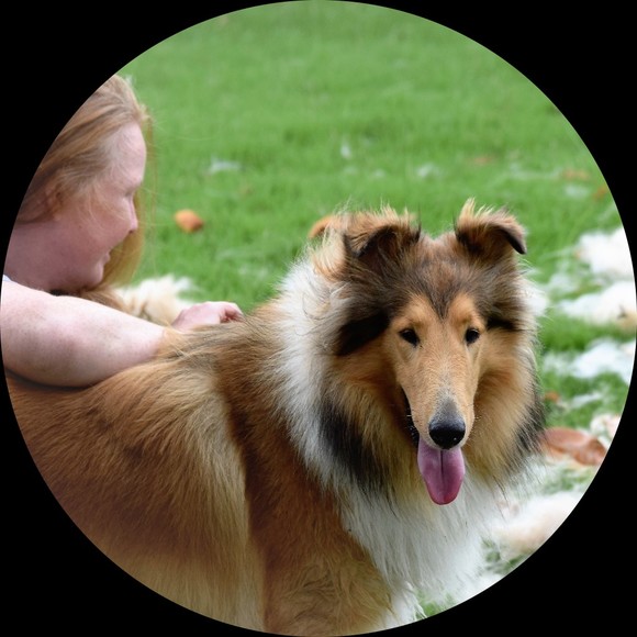 Profile Picture of Chandria Meyer (@chandria73) on Poshmark