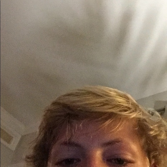 Profile Picture of Benjamin Hood (@benhood) on Poshmark