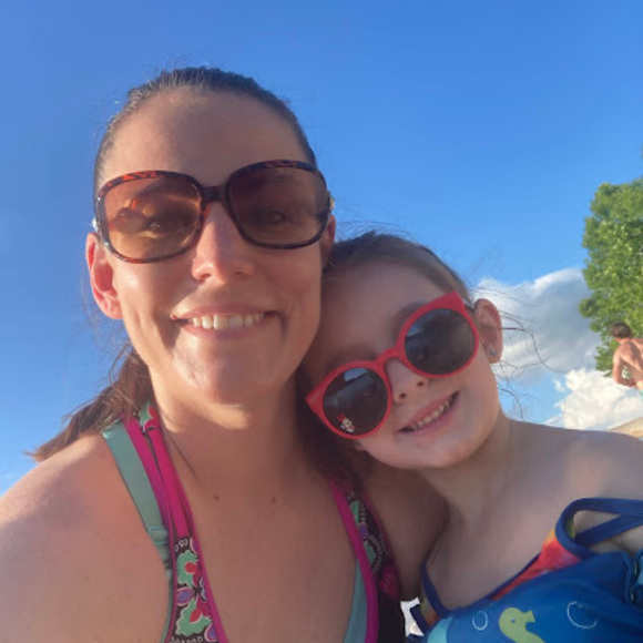 Profile Picture of Kristy Lonidier (@klonidier02) on Poshmark