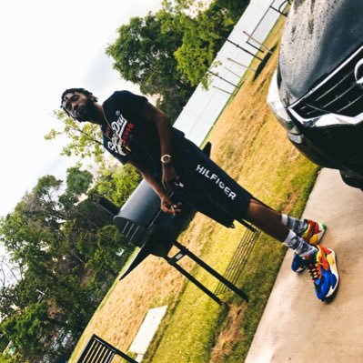 Profile Picture of (E)verything U Want (@FrankE__) on Twitter