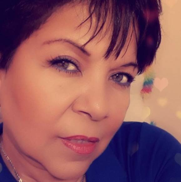 Profile Picture of Luz Idrobo (@luzidrobo) on Poshmark