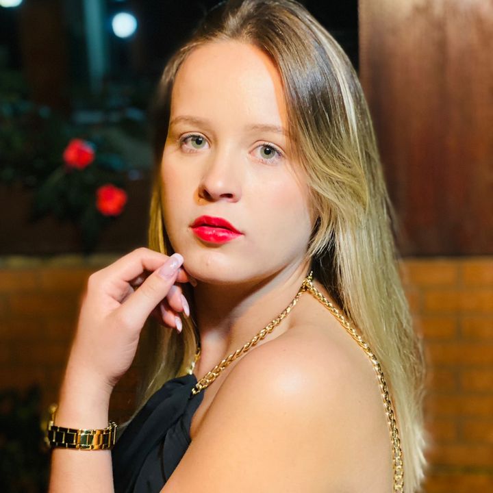 Profile Picture of Esterbello (@ester_bellogrip) on Tiktok