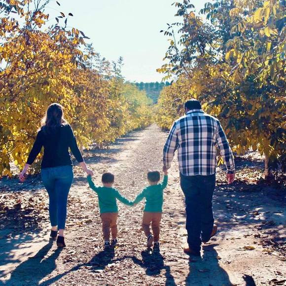 Profile Picture of Melissa Skeeters (@mraeskeeters) on Poshmark