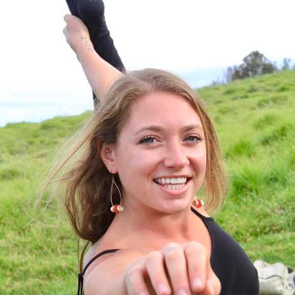 Cara Delsandro - Poshmark Profile Picture of Cara Delsandro (@caradelsandro) on Poshmark