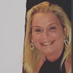 Profile Picture of Diane Dean 🌹 (@diane_dean_) on Instagram