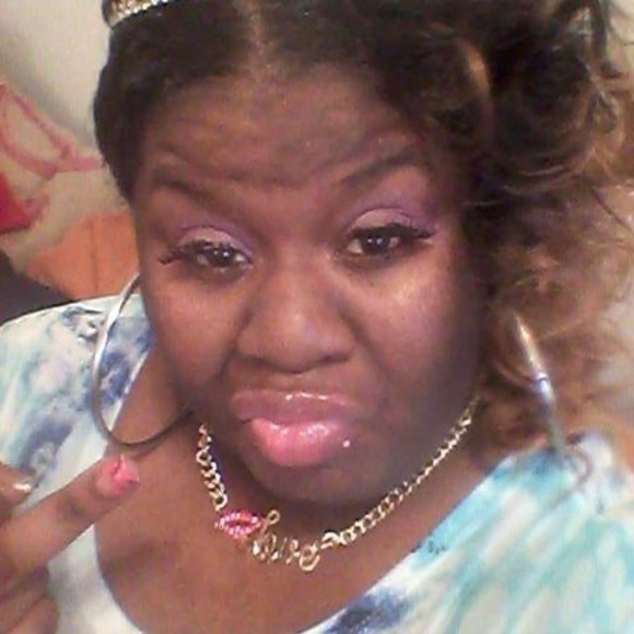 Profile Picture of April Oree (@apriloree2) on Poshmark