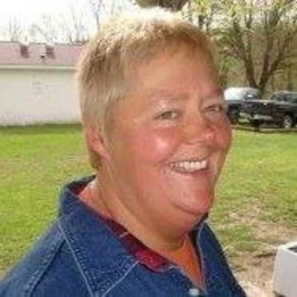 Profile Picture of Mary Ochs (@maryochs1) on Poshmark