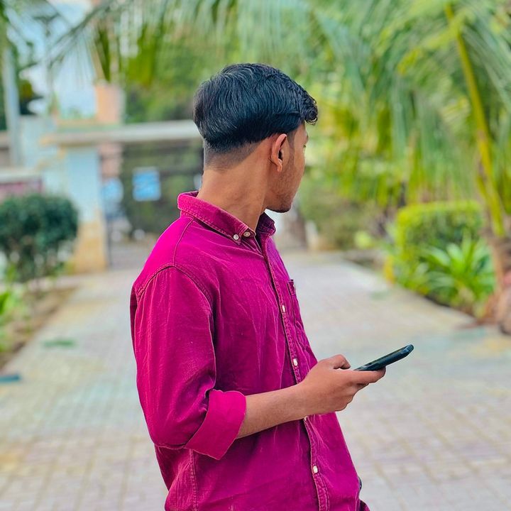 Profile Picture of 𝐒𝐓𝐄𝐏𝐇𝐄𝐍 🏴‍☠️ (@hustle_with_stephen) on Tiktok