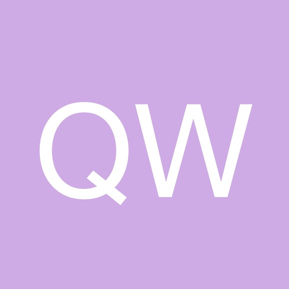 Profile Picture of Qin Wang (@qin_w) on Poshmark