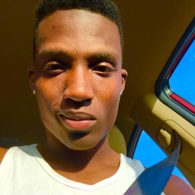 Profile Picture of Denzell D Scott (@Swag_sgt) on Twitter