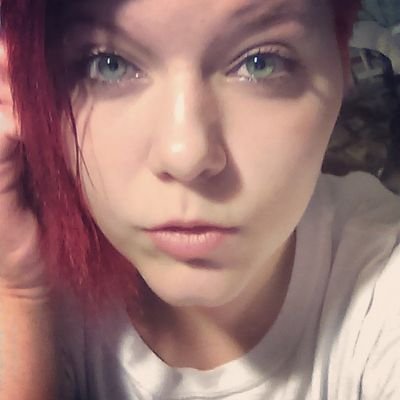 Profile Picture of Cassandra Pawlak (@SilverNight2016) on Twitter
