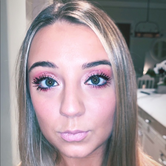 Profile Picture of Lina Remmers (@lina_remmers) on Poshmark