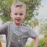 Profile Picture of Chris Holland Weaver 💕 (@chrishweaver) on Instagram
