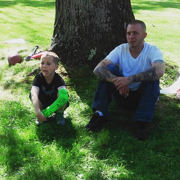 Profile Picture of Ryan Damore (@ryandamore7) on Poshmark