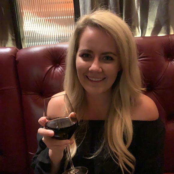 Profile Picture of Meghan Ayscue (@mayscue) on Poshmark