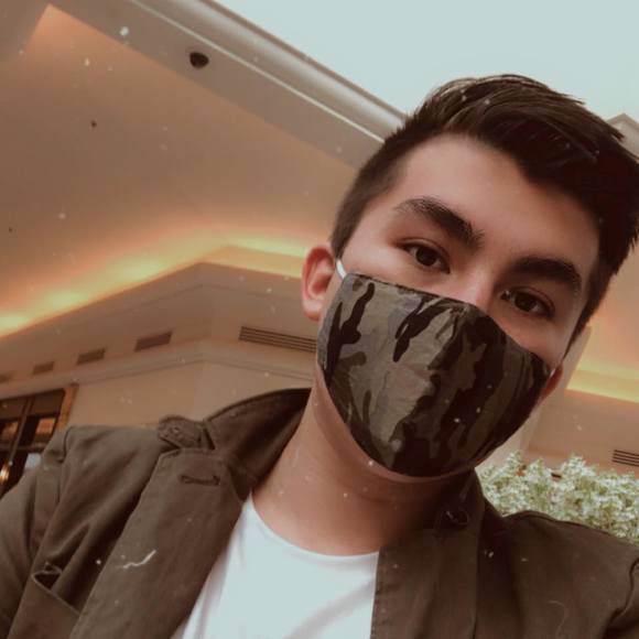 Profile Picture of Tyler Manning (@tytymanning) on Poshmark