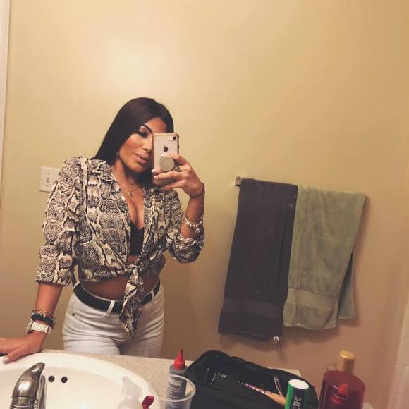 Profile Picture of Gabriela alexandria Allende lopez (@gaba008) on Poshmark