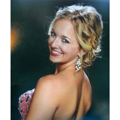 Profile Picture of Kristy Meyer (@KMarie1055) on Twitter