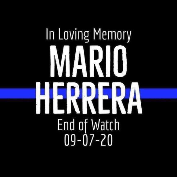 Profile Picture of Andrew Bierhaus (@bierhausand) on Poshmark