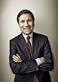 Profile Picture of Steve Burke (businessman)on Wikipedia