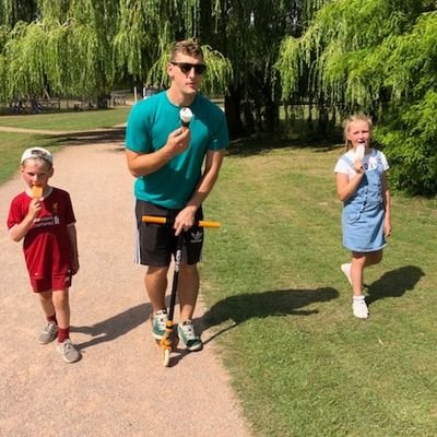Profile Picture of Aaron Edwards (@AzzTheRaz) on Twitter