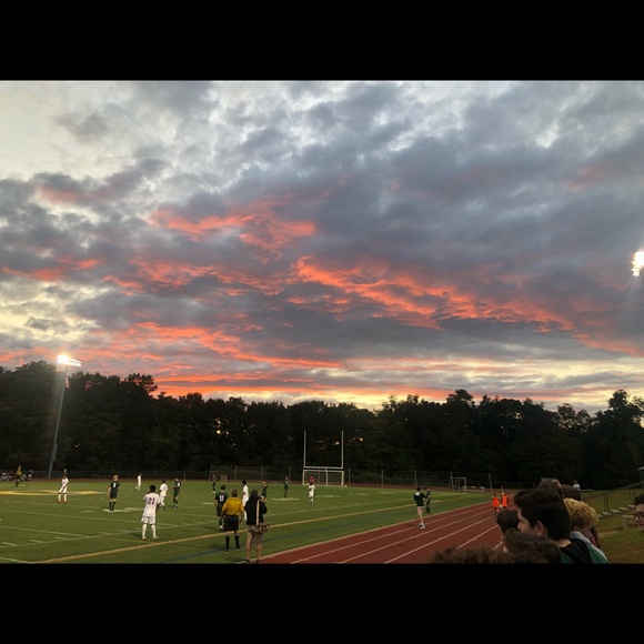 Profile Picture of Christopher Penner (@ionevenkno) on Poshmark