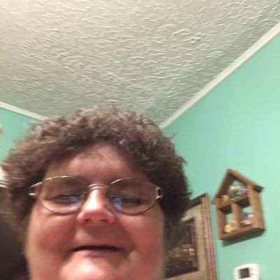 Profile Picture of Pamela Haney (@pamelahaney211) on Twitter