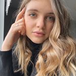 Profile Picture of L i s a       V i c h o t (@lisa_vichot) on Instagram