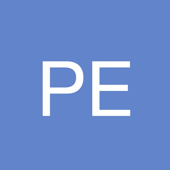 Profile Picture of Pahola Esteves (@paholaesteves) on Poshmark