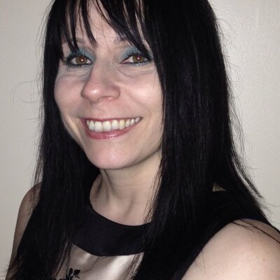 Profile Picture of Tango (@SheenaBarry) on Twitter