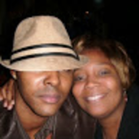 Profile Picture of Kevin Williams (@kevwill79) on Poshmark