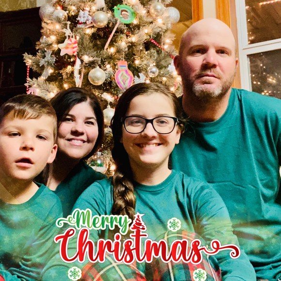 Profile Picture of Heidi Danos (@heididanos1) on Poshmark