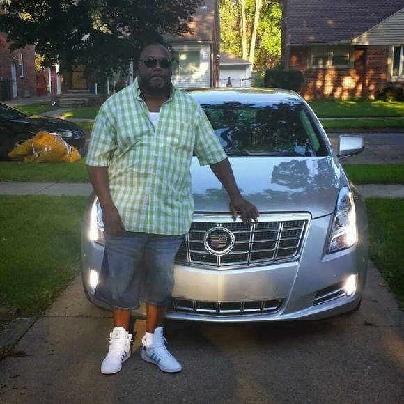Profile Picture of Myron Hughes (@myronhughes) on Poshmark