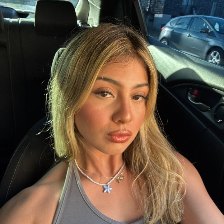 Profile Picture of Veronica Dubon (@michelle.dubon) on Tiktok