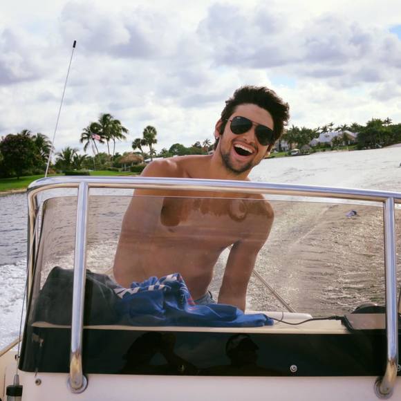 Profile Picture of Nick Pinto (@nick_pinto) on Poshmark