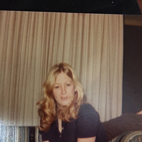Profile Picture of Maureen Cain (@just4clasics) on Poshmark