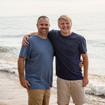 Profile Picture of Clay Rose (@ClayRose15) on Twitter
