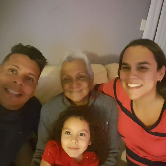 Profile Picture of Ivan jose Luzon yaquers (@vanzay) on Poshmark