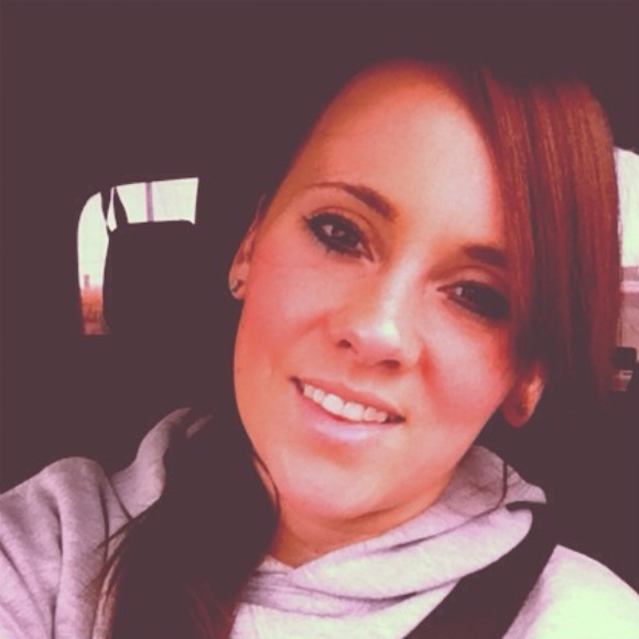 Profile Picture of Allie Haley (@allie22h) on Poshmark