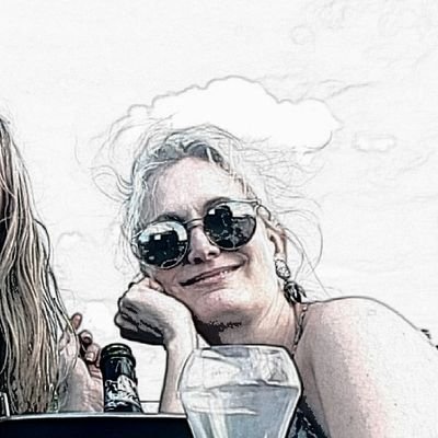 Profile Picture of Kim Koo Marie (@KimMarieNapier) on Twitter