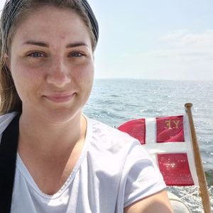 Profile Picture of Stefanie Larsen (@StefanieLarse10) on Twitter