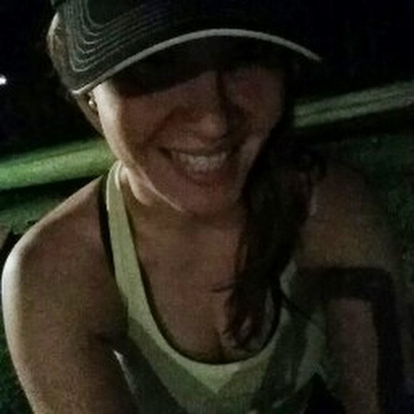 Profile Picture of Erica Tahtouh (@ellieta2) on Poshmark