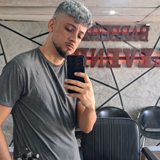 Profile Picture of Jhosser Gonzalez (@silverbarber) on Tiktok