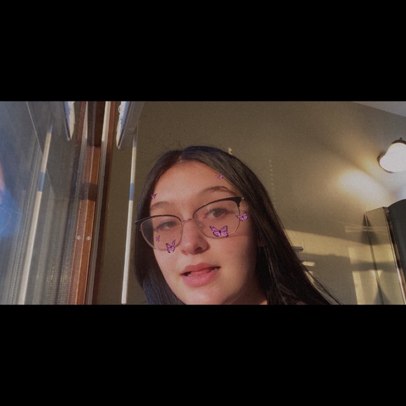 Profile Picture of Julia Patton (@juliapatton531) on Poshmark