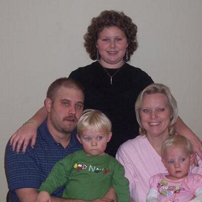 Profile Picture of Tammy Wilcox (@mrs_tami) on Twitter