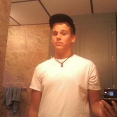 Profile Picture of Nate Bolick (@nate2fast4u) on Twitter